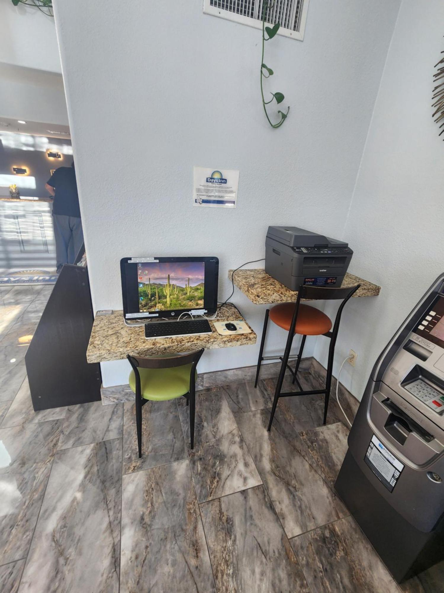 Days Inn & Suites By Wyndham Tucson/Marana Exteriör bild